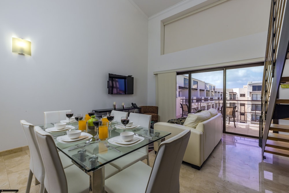 Palm Aruba Condos