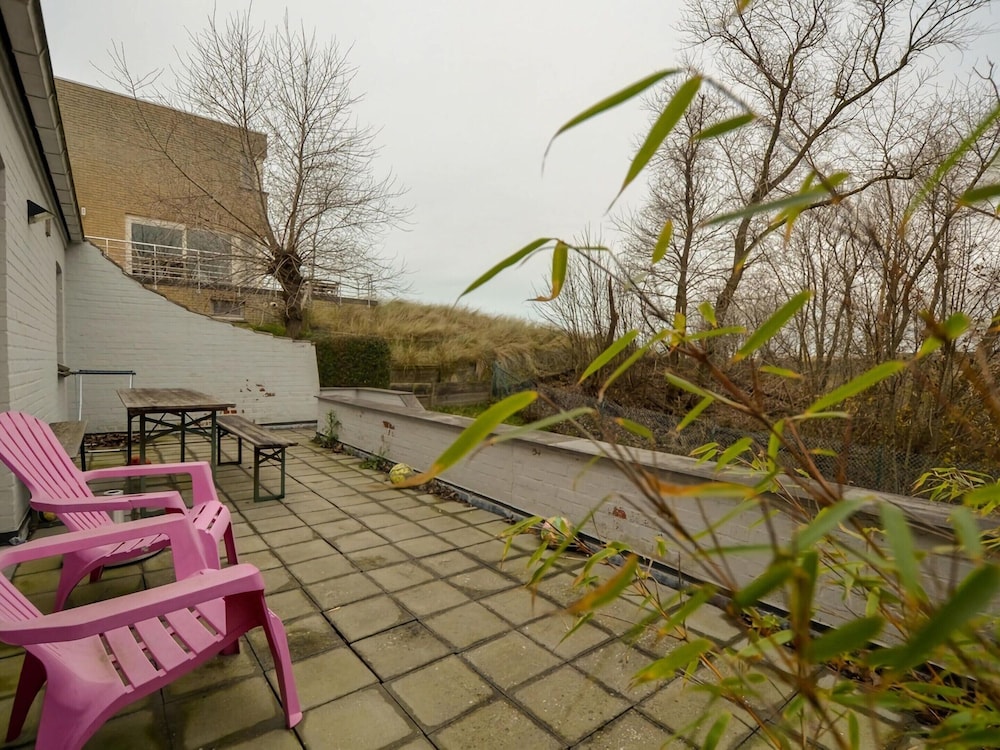 Quaint Villa With Enclosed Garden