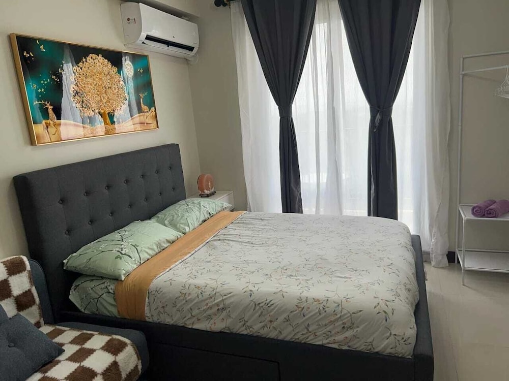 L L I Condotel