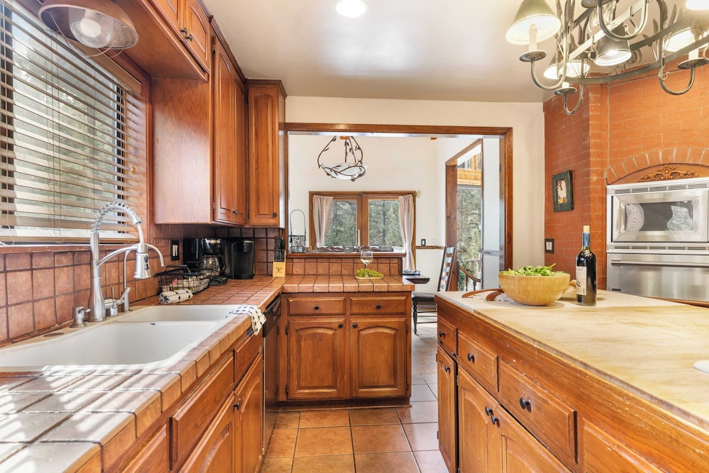 Lakeview Cabin w/ Game Room & Deck Near Ski Slopes & Trails Sleeps 20 Waterview by Avantstay