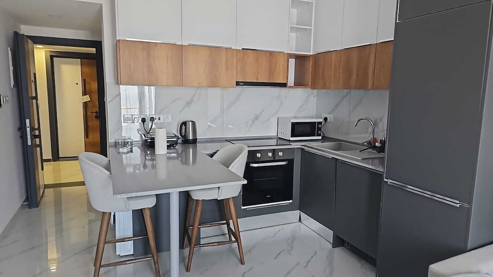 Riverside Life Residences