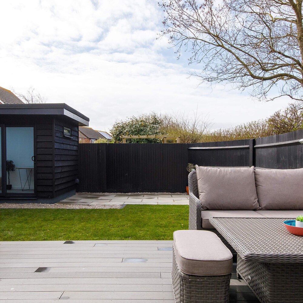 Modern Stylish Seaside Escape