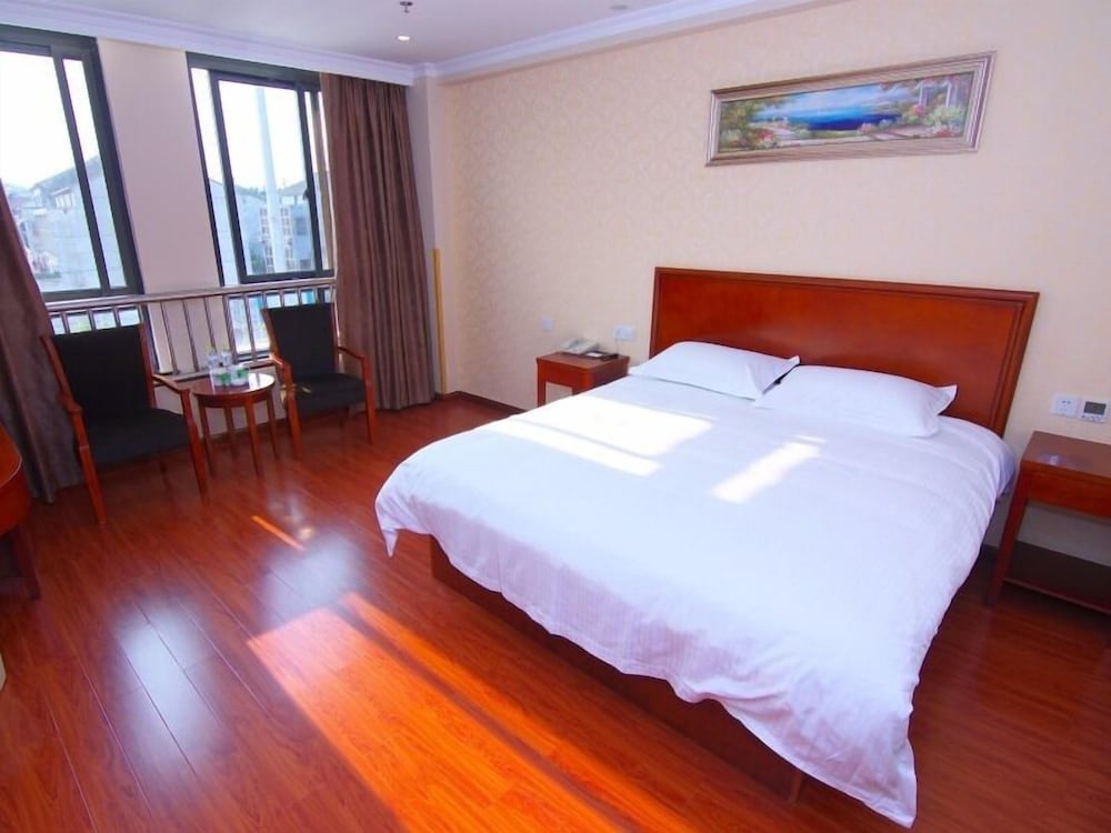 GreenTree Inn ChangZhou East DongFang Road HengNai Logistics Park Express Hotel