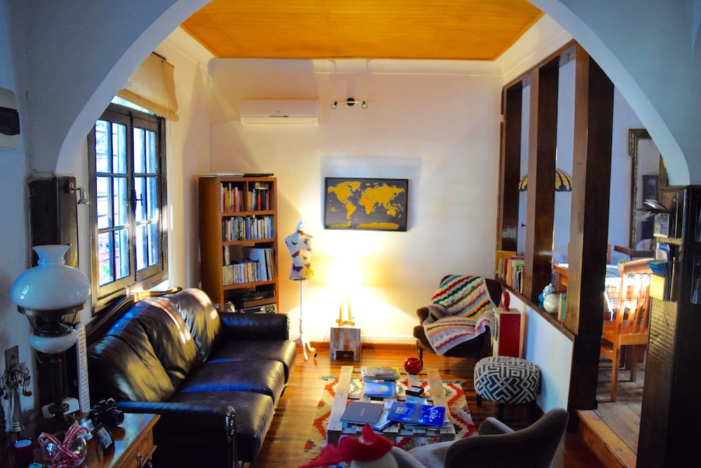Alma Bed & Breakfast