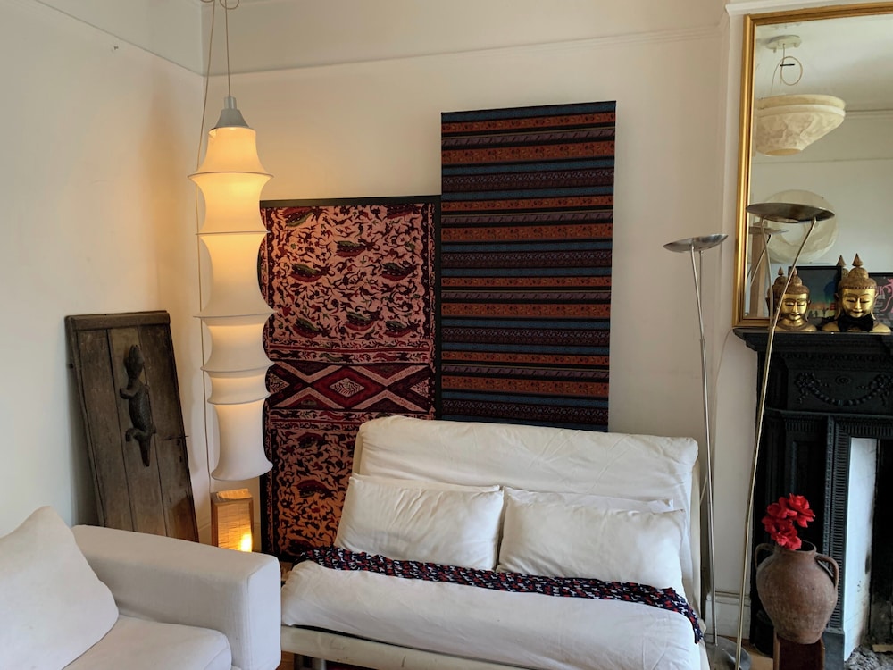 London Apt - Sleeps 5 - Great Transport Links
