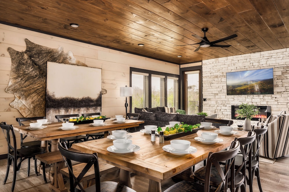 Smith Creek Reserve Luxury Cabins