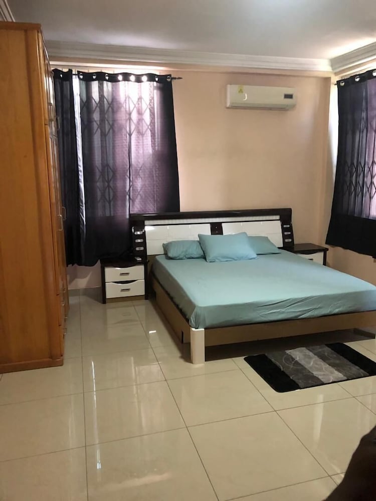 Loyeda Place view 3