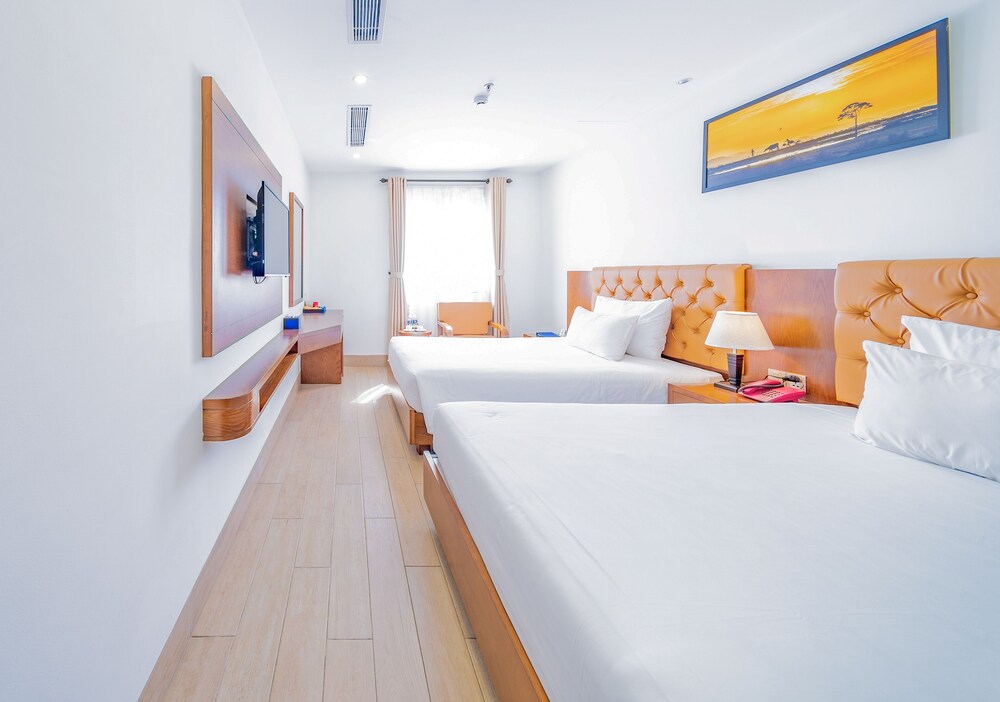 Sana Da Nang Beach Hotel 15