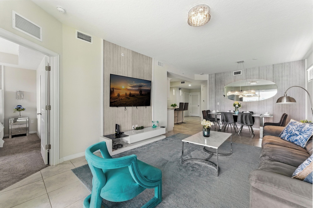 Storey Lake condos by UNE Homes