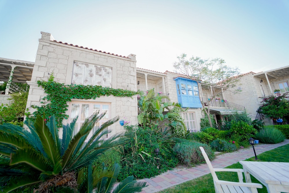 Alacati Marina Palace Otel - Image 41