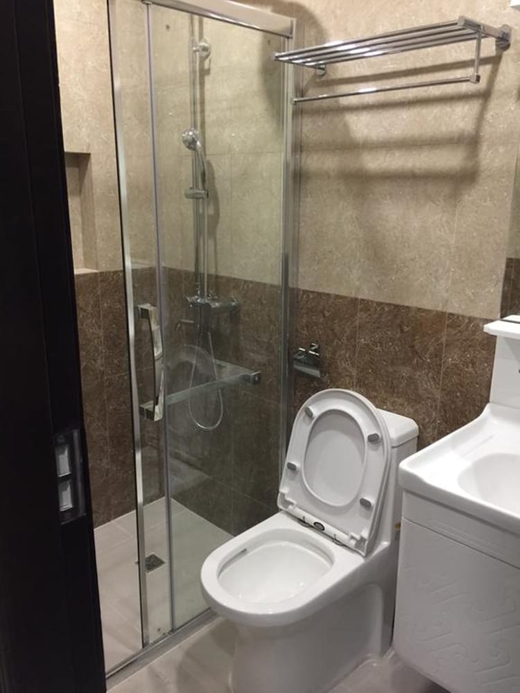 Umali Kayo at Megatower Residences II