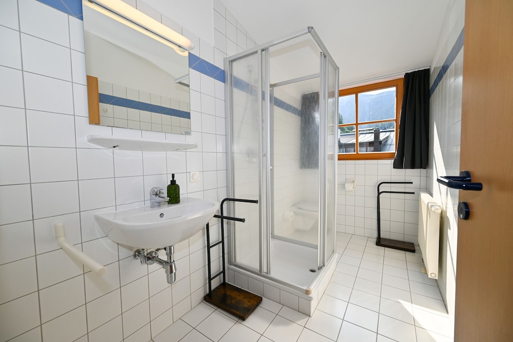 Schmitten 27 - Room 8 200m From ski Lift