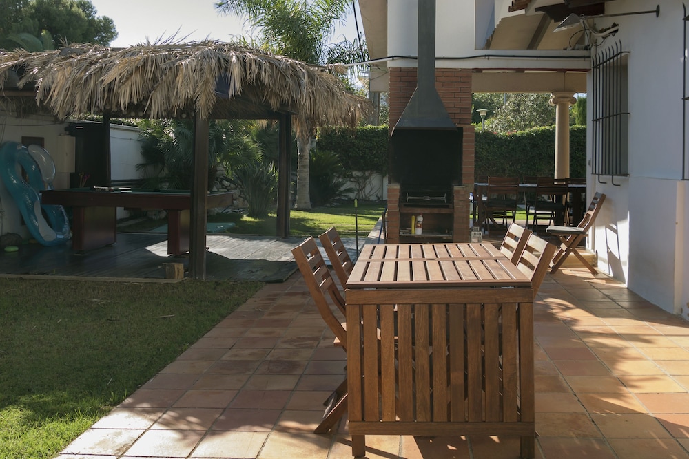Villa Bouganvillea