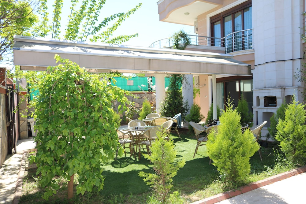 Asfar Villa