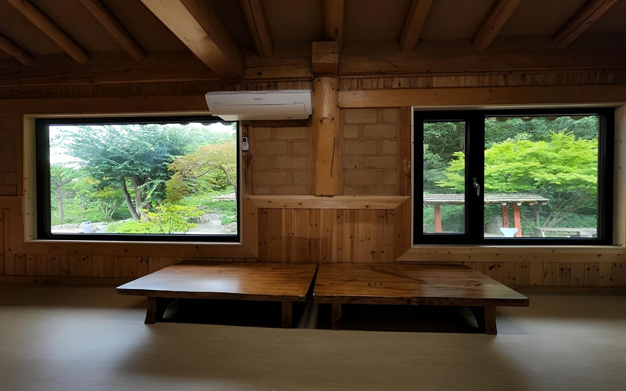Gapyeong Dumesangol Pension view 2