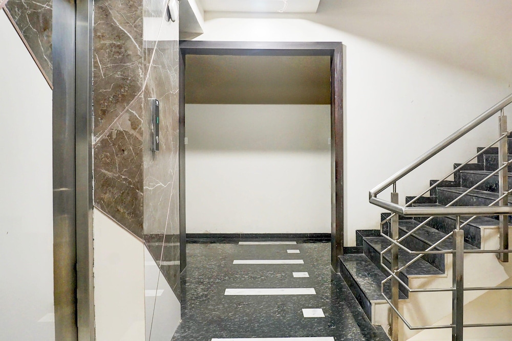Elite Stays at Viman Nagar Kharadi