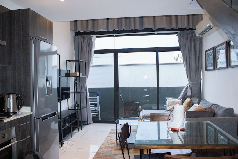 Premium Suite