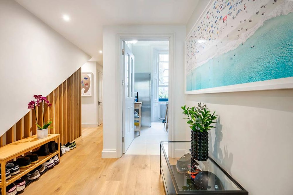 Kensington High Life- by Out of Office Lifestyle