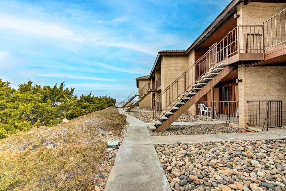 Pet-friendly Page Studio: 4 Mi to Lake Powell view 2