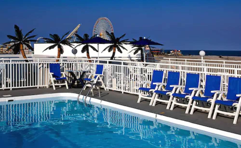 AA Heart of Wildwood Motels