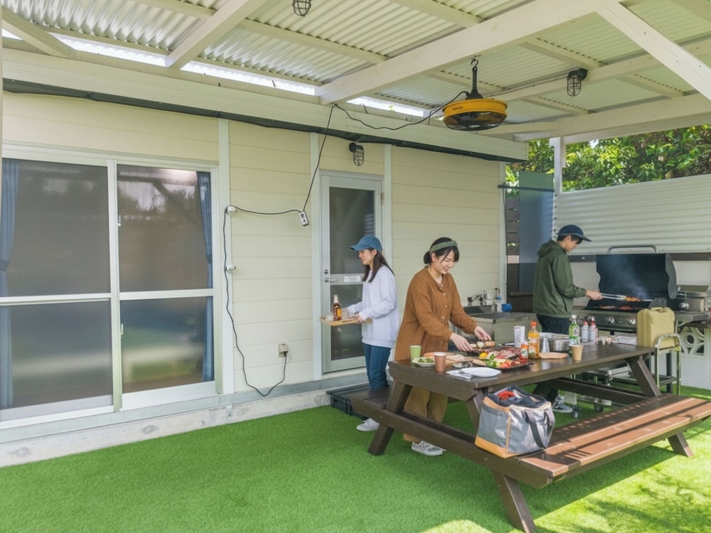 AIR STREAM HOUSE AMESOKO