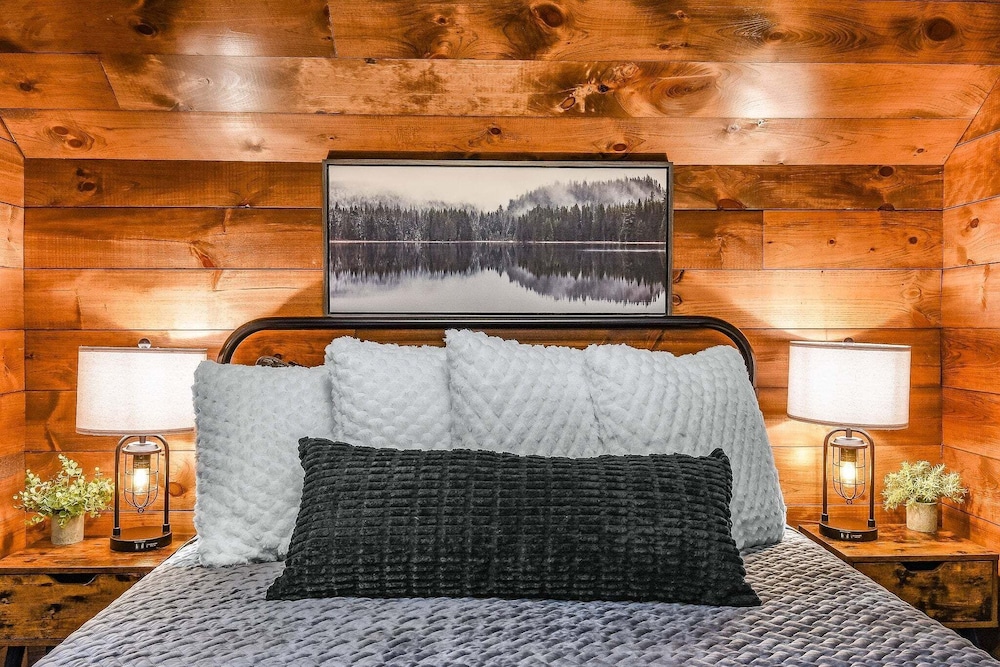 Pearl's Mountain Retreat 3 Bedroom Cabin