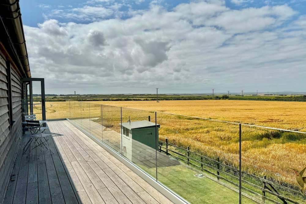 Seawynds Family Home With Far-reaching Sea Views