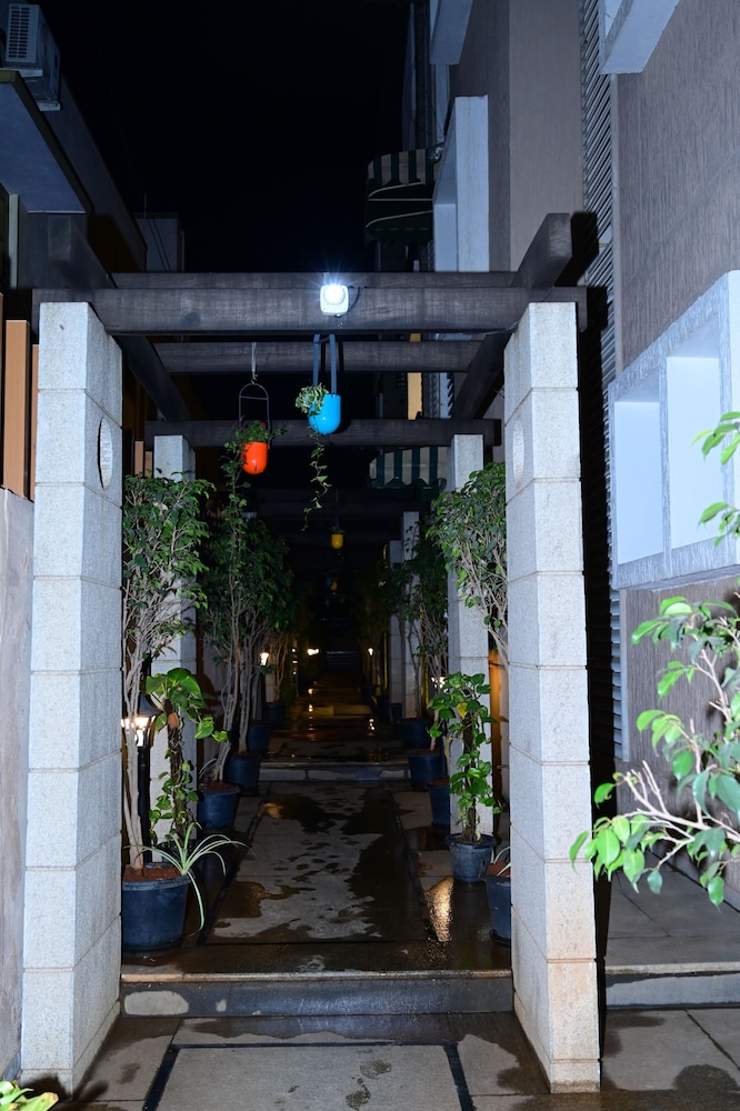 Citrus Plaza