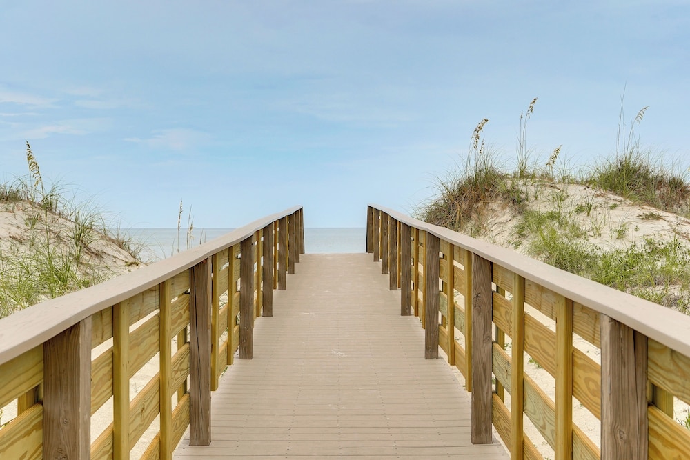 Cape San Blas Gem w/ Sunrise + Sunset Views