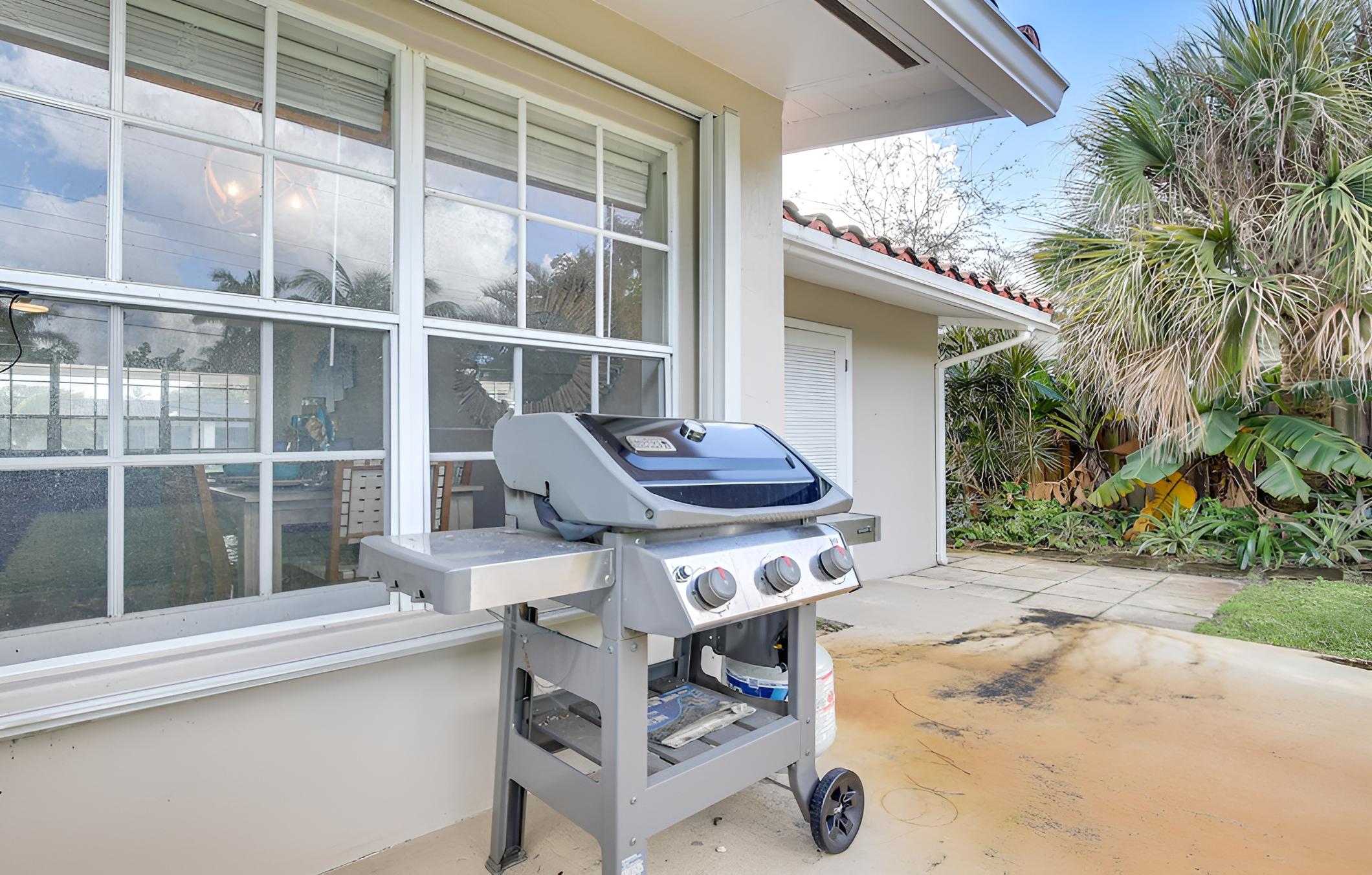 Deerfield Beach Home w/ Gas Grill: 1 Mi to Beach! view 5