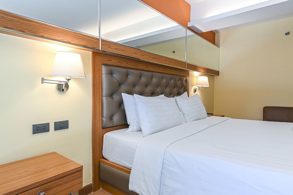 Golden Sea Hua Hin