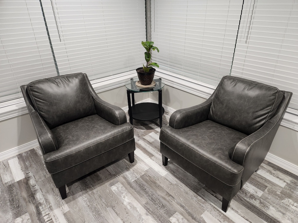 Bartlesville Vacations - Gibson Motel - Property Image 3