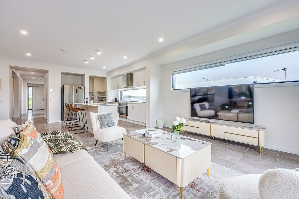 StayAU 5BR Family Getaway GreaterGeelong in Duneed