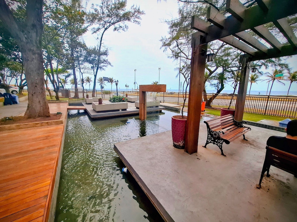 Barra Max - Praia e Conforto.