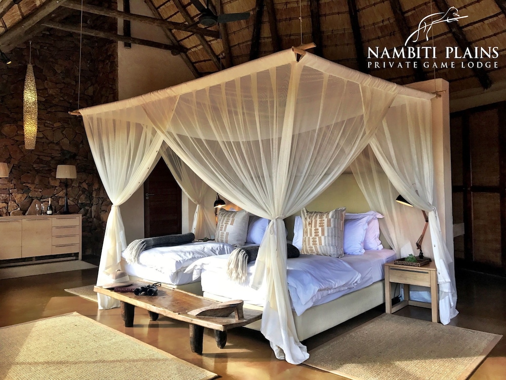 Nambiti Plains Private Game Lodge