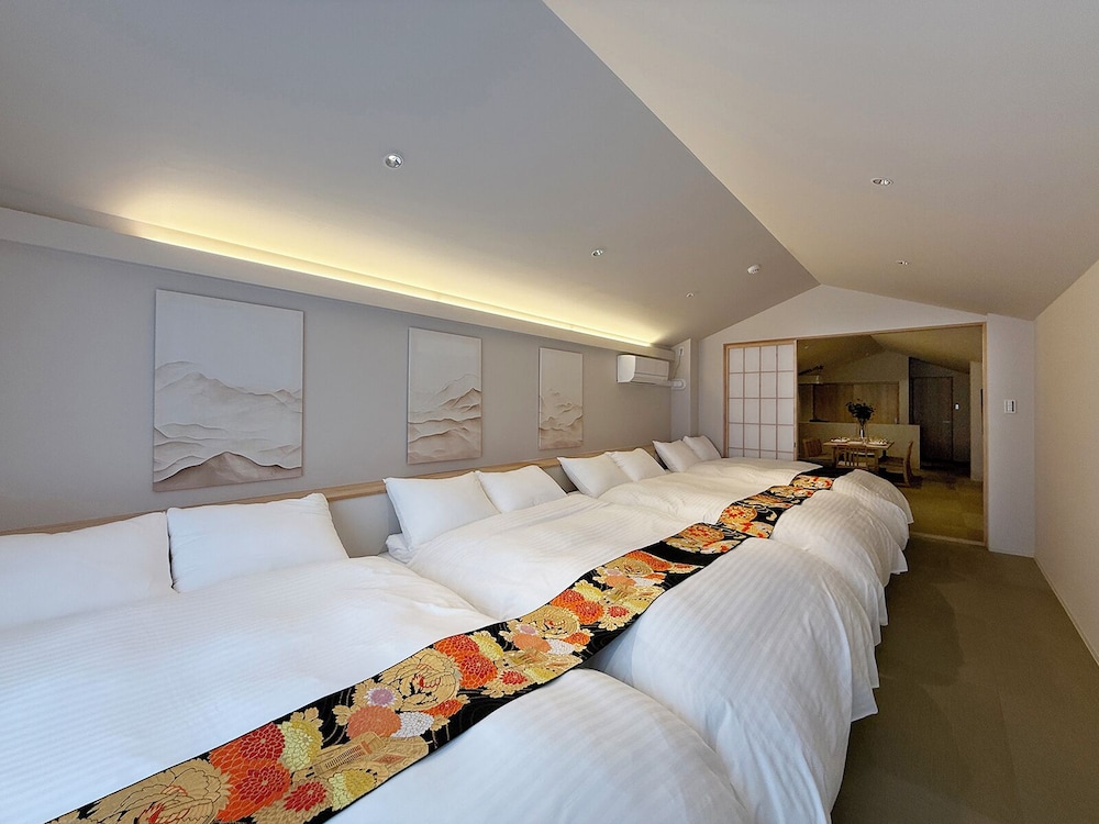 bHotel Miyajima Omotesando 31