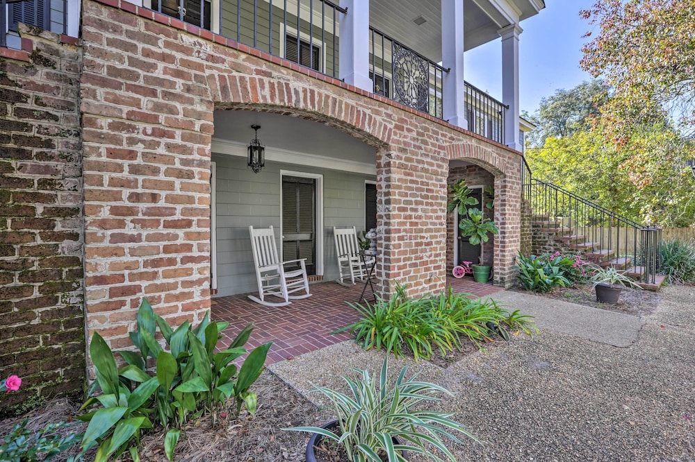 Walk to Broad St: Central Thomasville Condo view 3