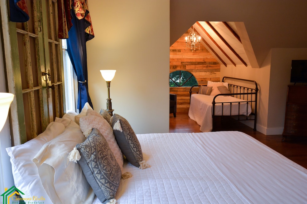 Clermont Bluffs B&B