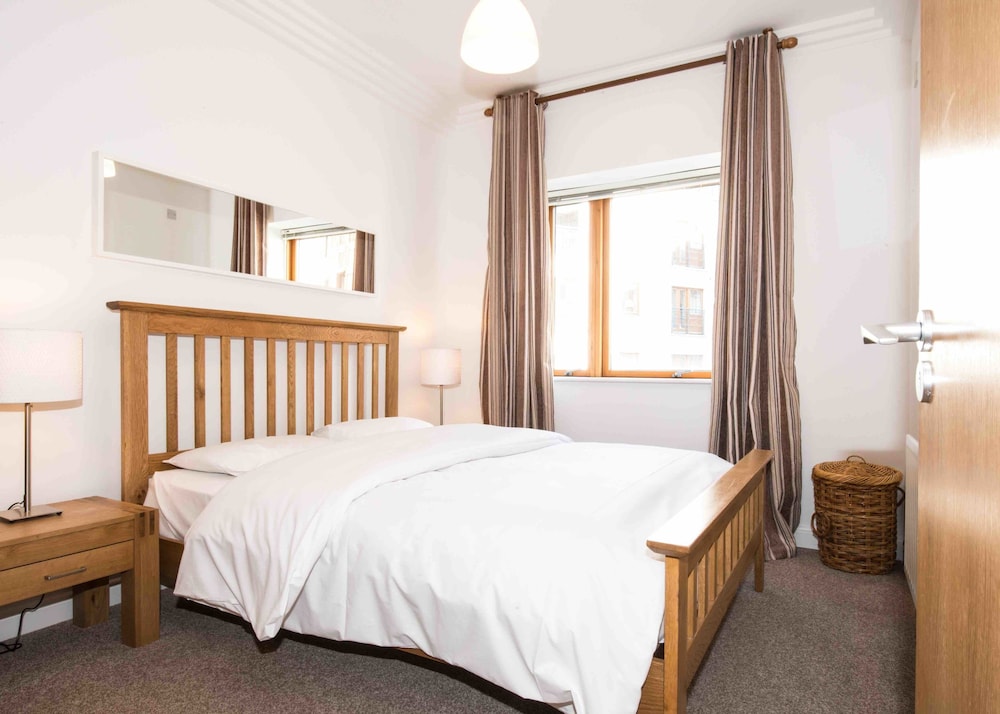 IFSC Townhouse Apartments