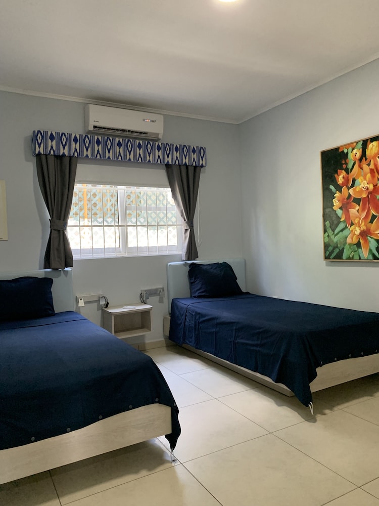 Lilu Apartments Curacao