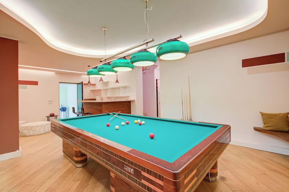 activities & amenities
