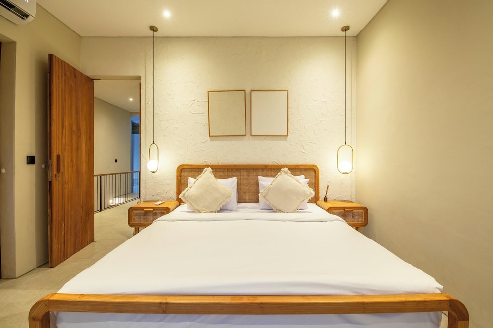 Modern 2BR Villas 5-min Walk to Canggu Beach