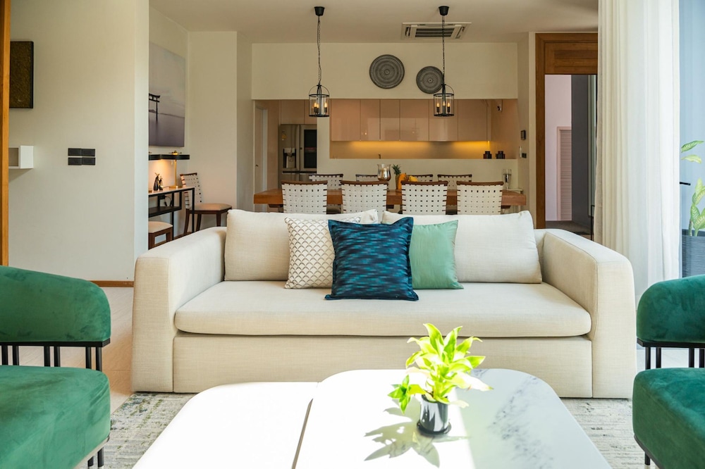 Teak 5 Bedroom Private Pool Villa Bangtao Beach