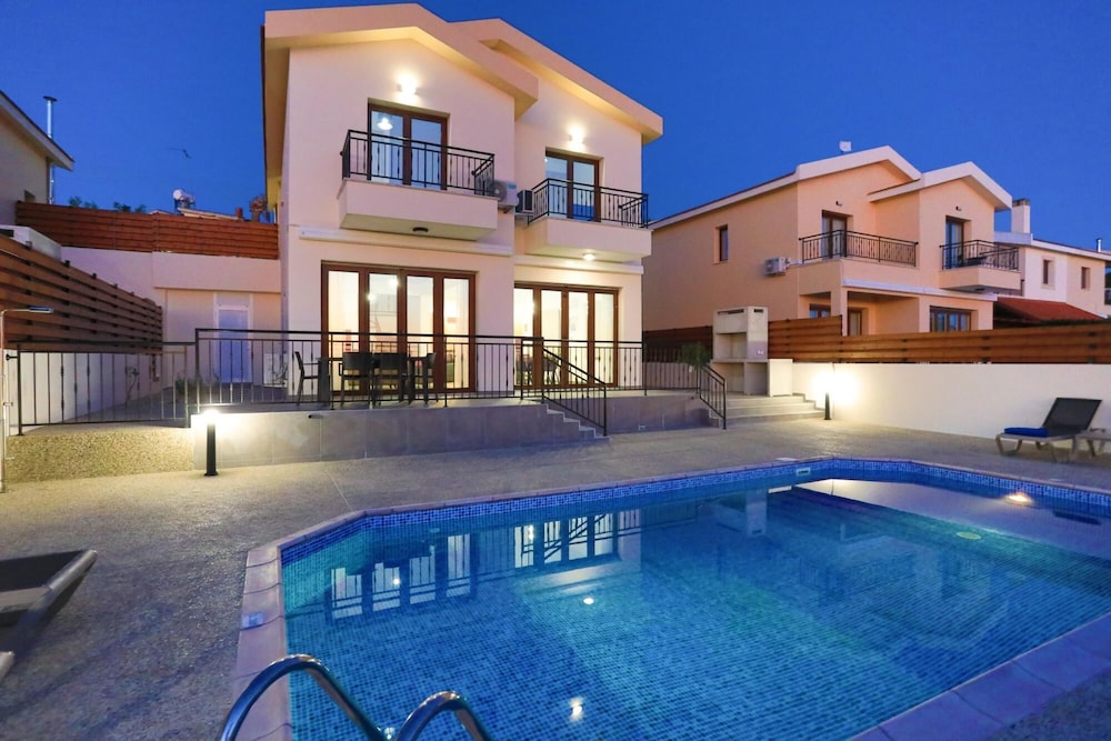 Villa Ernica in Malatya view 4