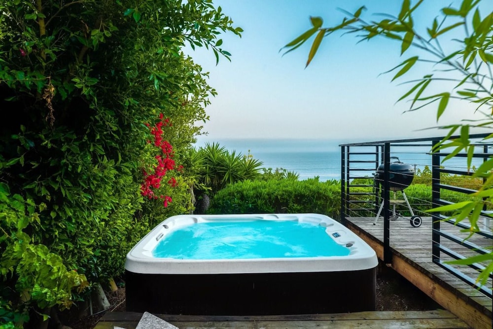 Bluff by Avantstay Gorgeous Malibu Getaway w/ Hot Tub Spectacular Ocean Views - Property Image 7