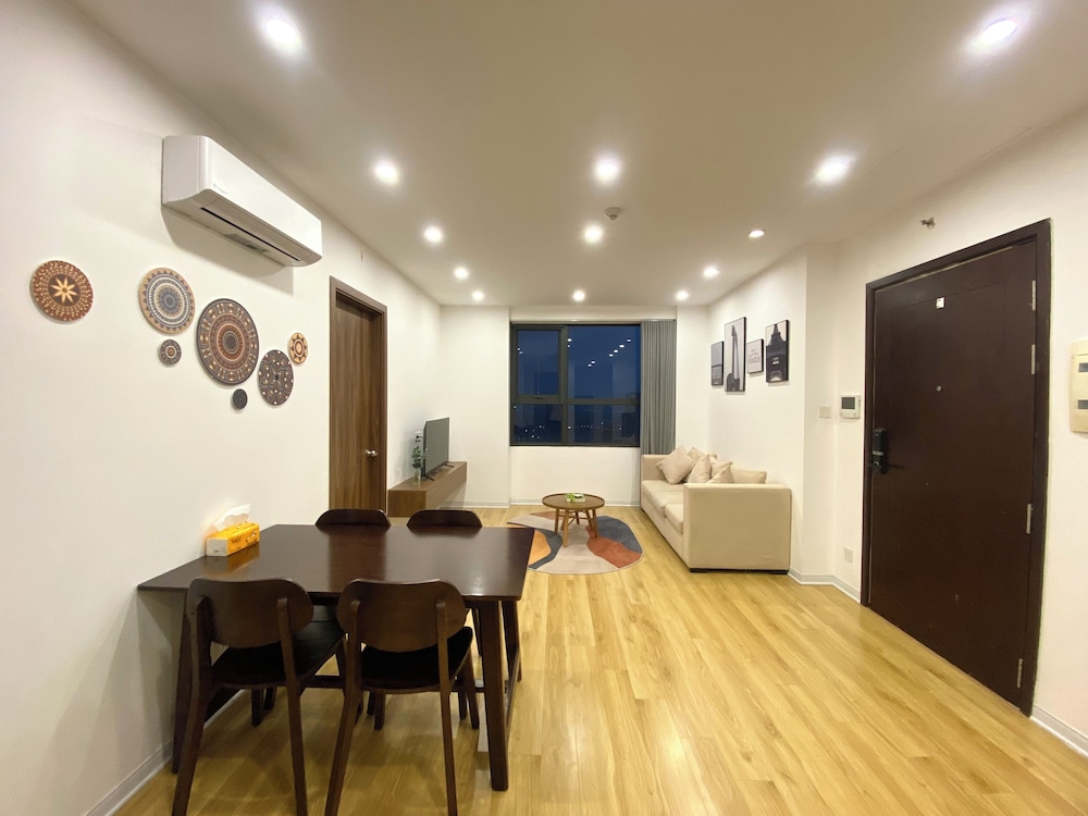 Vinhome D'capitale Service Apartment - Mikage Housing