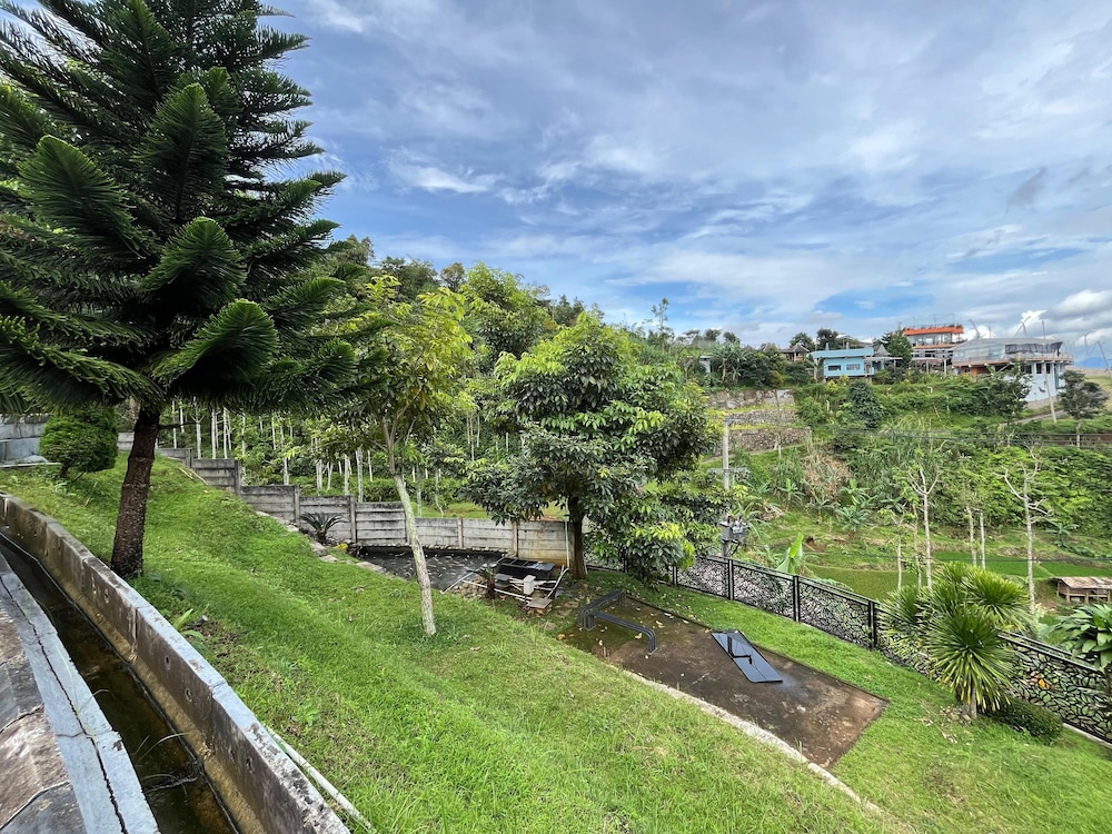Anemos Resort By Tamastu