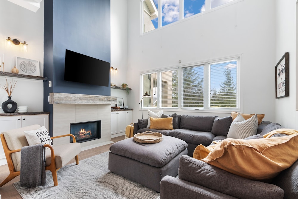 Wintergreen Condos