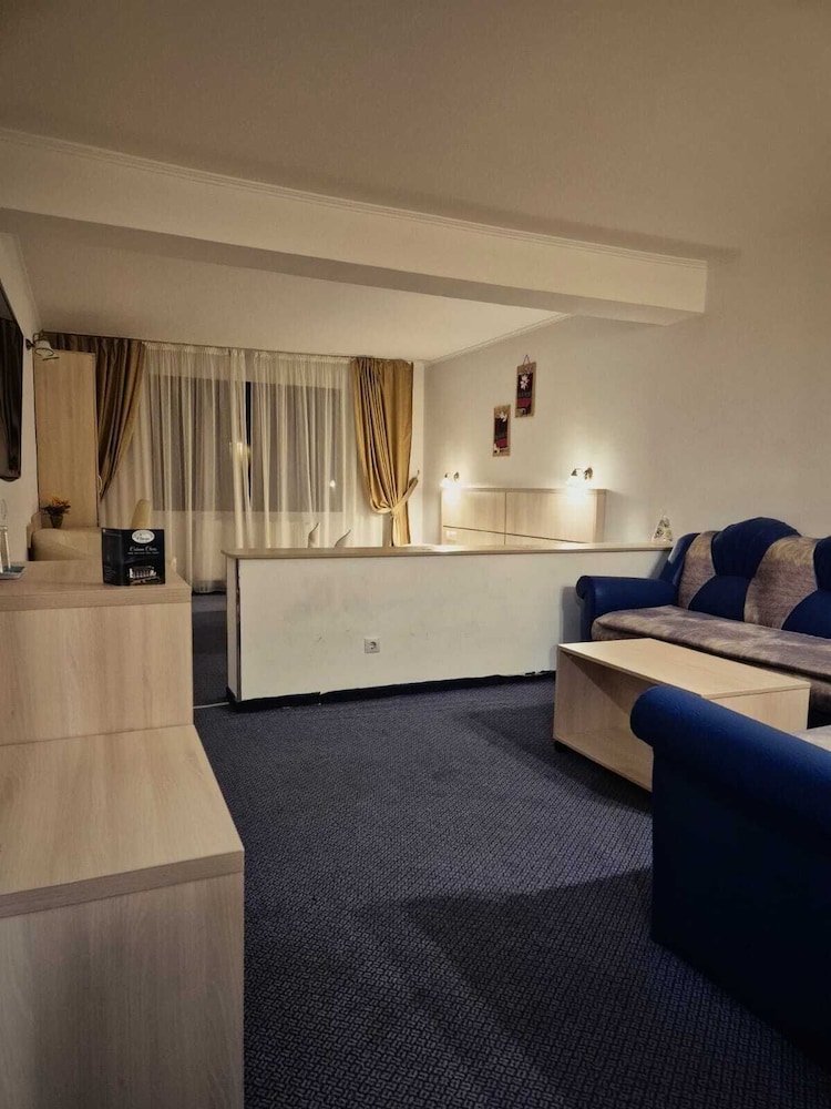 Hotel Claris Valiug