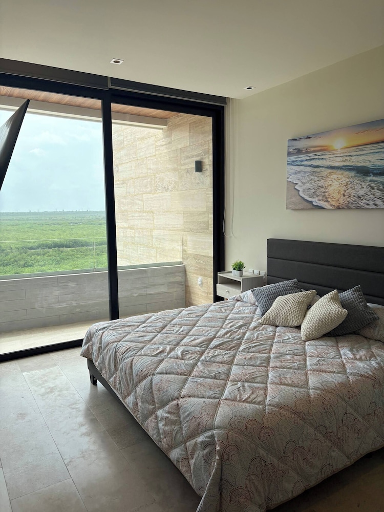 Cozy 1B & 1B Apartment Puerto Morelos With Private Beach